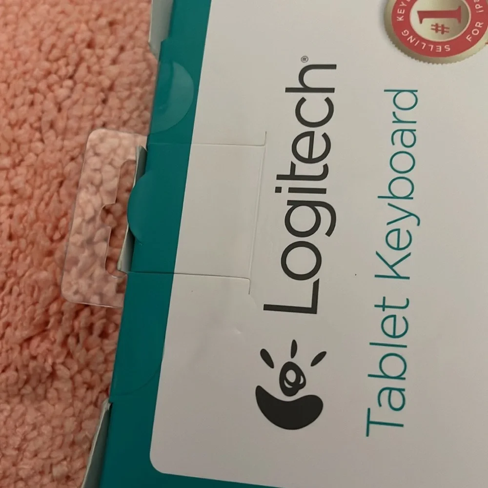 🎉🎉 HP 🎉 🎉Logitech Bluetooth tablet Keyboard